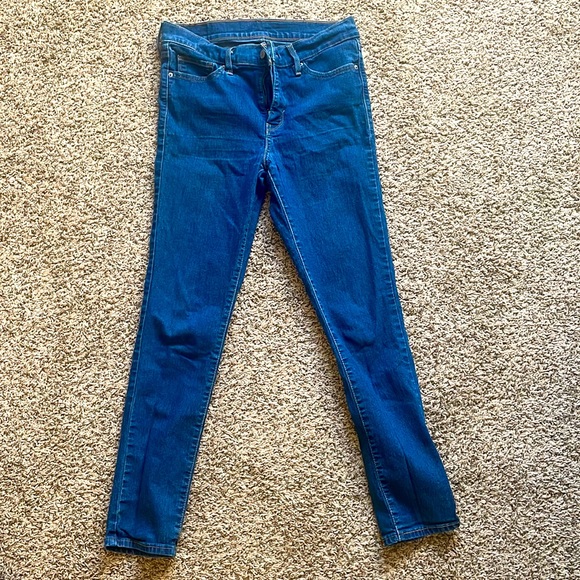 Levi denim skinny Jean - Picture 1 of 4